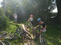 118593925_1043533642752869_3827263697255040256_n rajd...